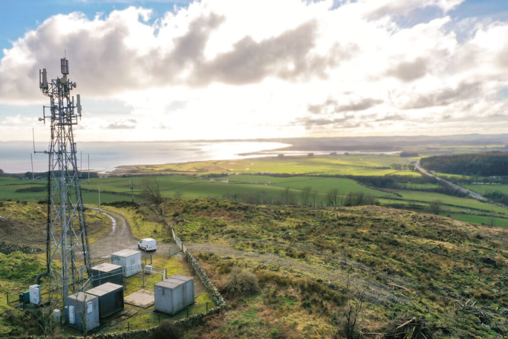 An example of a cell tower with scenic background